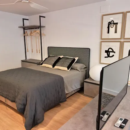 Apartaments Turistics Cardona IV Exterior photo