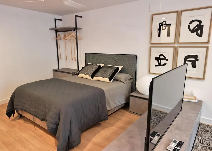 Apartaments Turistics Cardona IV